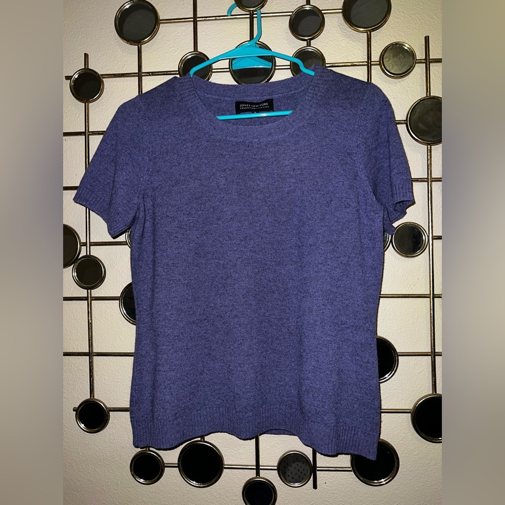 Jones New York 100% cashmere shirt